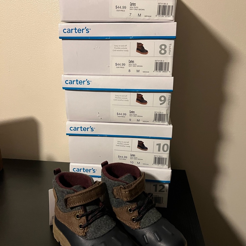 NWT Carters toddle boy TD/PS Navy grey brown boots